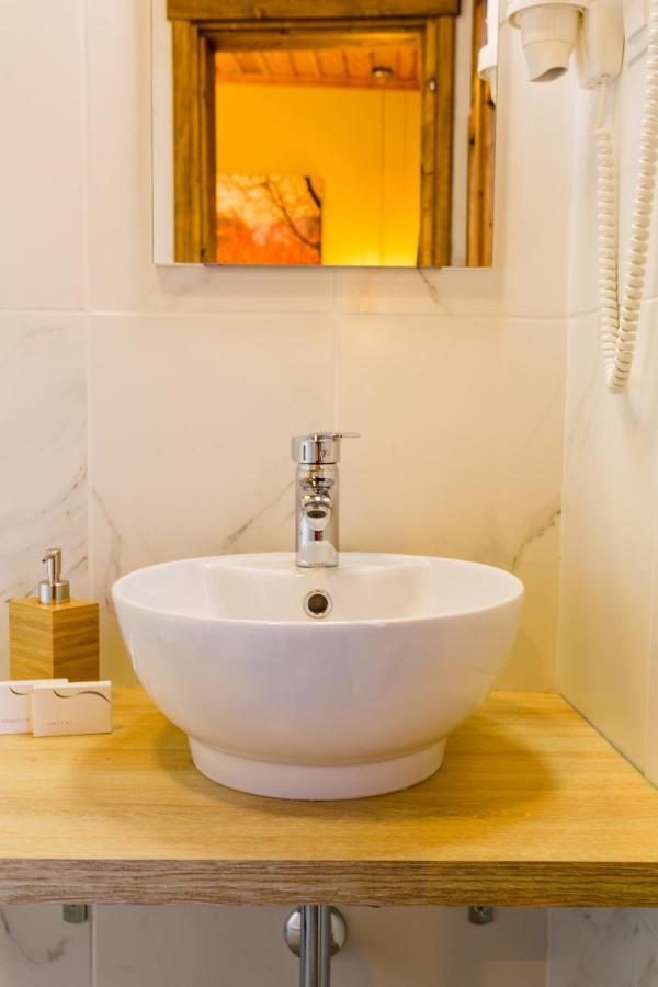 Blossom Rooms & Suite Veria  Exterior foto
